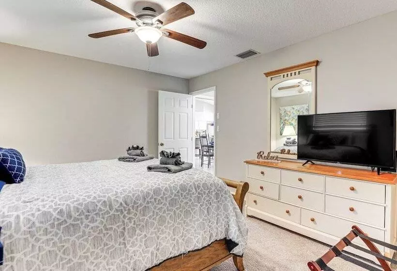 2 Mi To Fishermen S Village: Home W/ Dock!