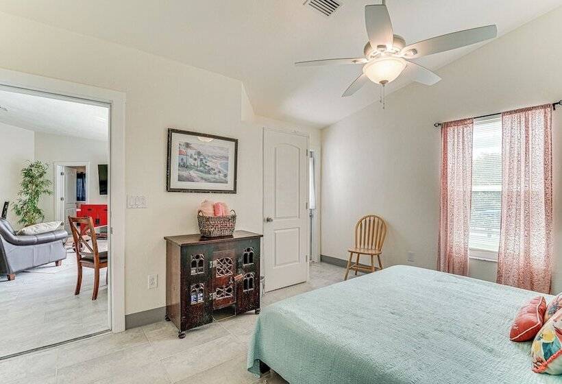 Riverfront Fort Myers Home W/ Boat Dock!