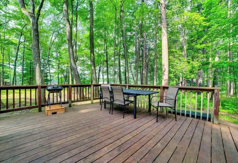 Rustic Michigan Lakeside Cabin W/ Private Dock!