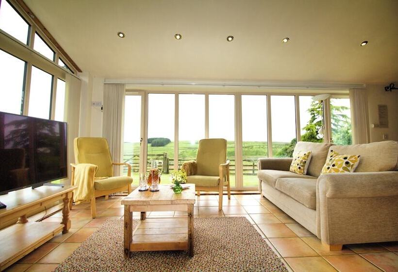 Tranquil 3 Bed   All En Suite   Cottage In Hexham