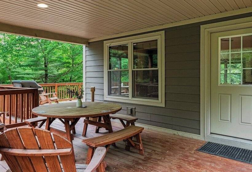 Bear Paw Lodge By Avantstay Hot Tub, Deck, & Fire Pit