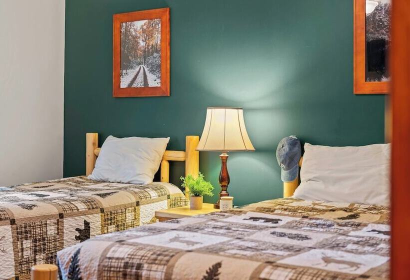 Bear Paw Lodge By Avantstay Hot Tub, Deck, & Fire Pit