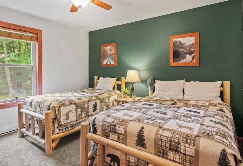 Bear Paw Lodge By Avantstay Hot Tub, Deck, & Fire Pit