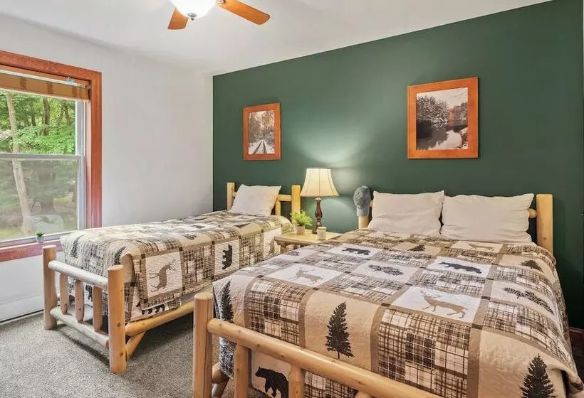 Bear Paw Lodge By Avantstay Hot Tub, Deck, & Fire Pit