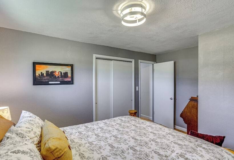 Mtn Views & Fire Pit: Charming Dolores Home