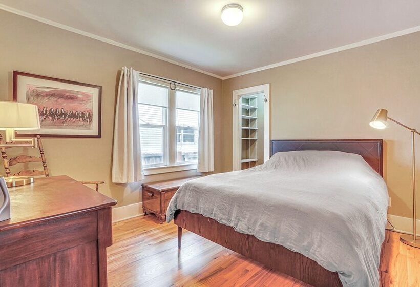 Cozy Cheyenne Home W/ Yard < 1 Mi To Downtown!