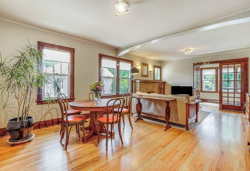 Cozy Cheyenne Home W/ Yard < 1 Mi To Downtown!