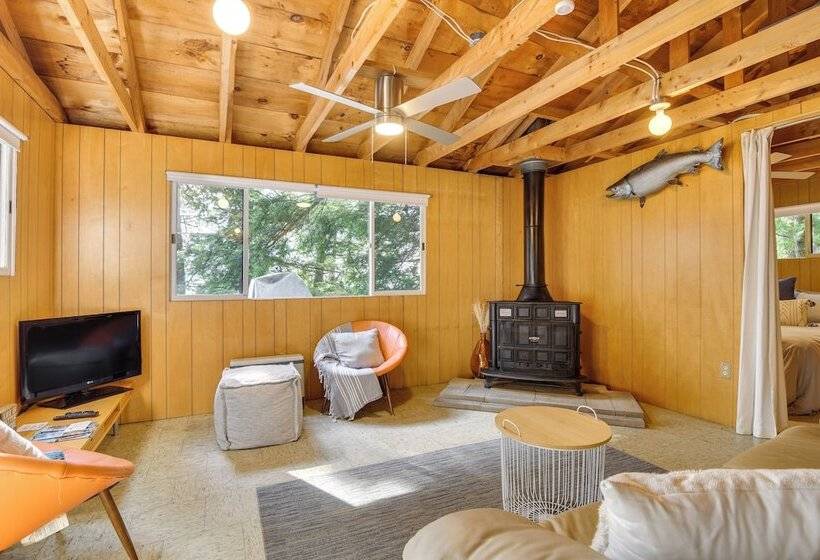 Private Dock On Messalonskee Lake: Cozy Cottage!