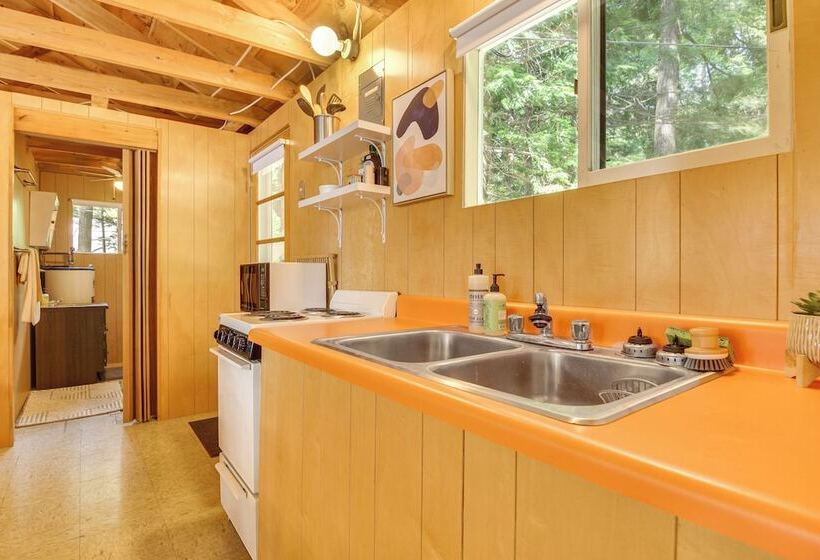 Private Dock On Messalonskee Lake: Cozy Cottage!