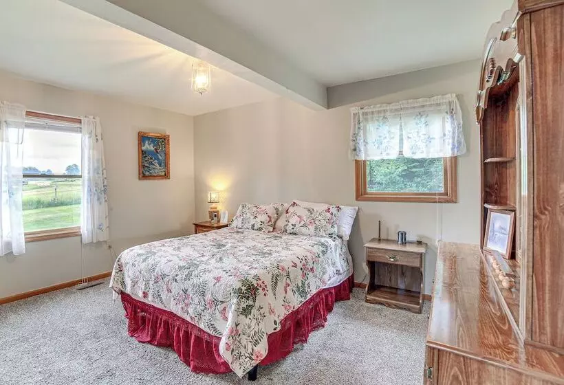 Germfask Home W/ Fire Pit, Grill & Yard Games!