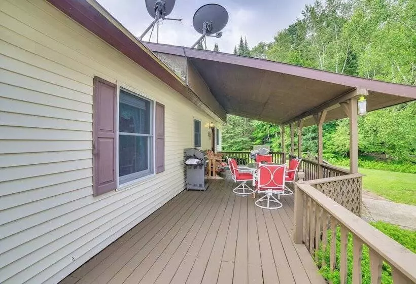 Germfask Home W/ Fire Pit, Grill & Yard Games!