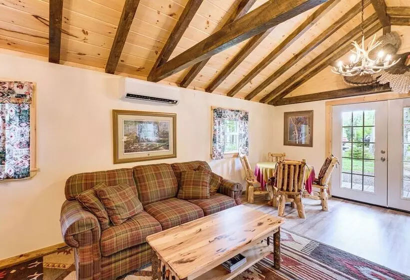 Harrington Cabin W/ Grills   Near Beaches & Hiking