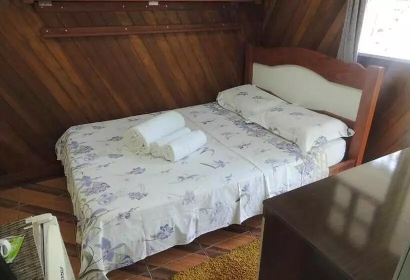 مسافرخانه Pousada Coração Da Ilha