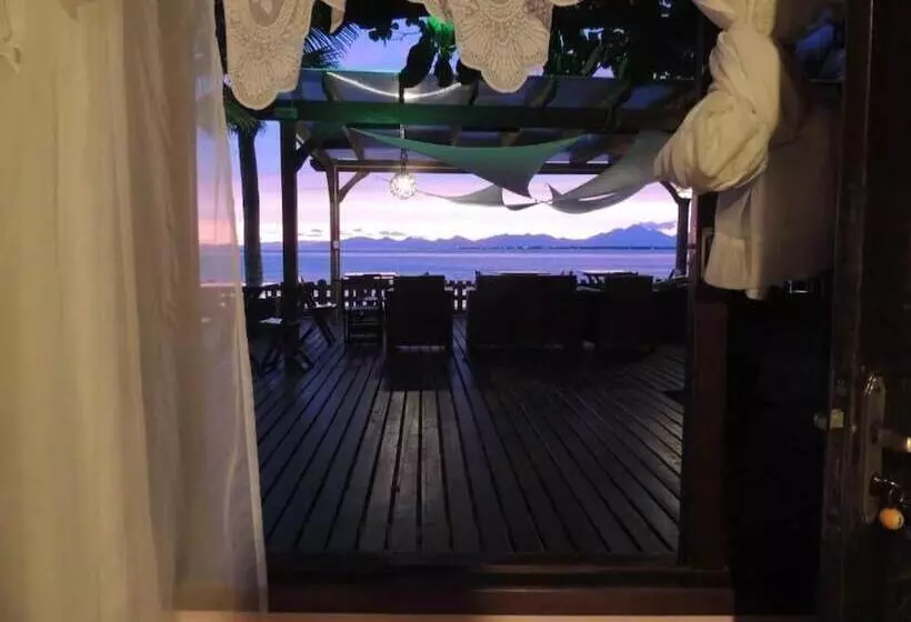 مسافرخانه Pousada Coração Da Ilha