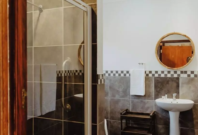 هتل Duiker Game Lodge