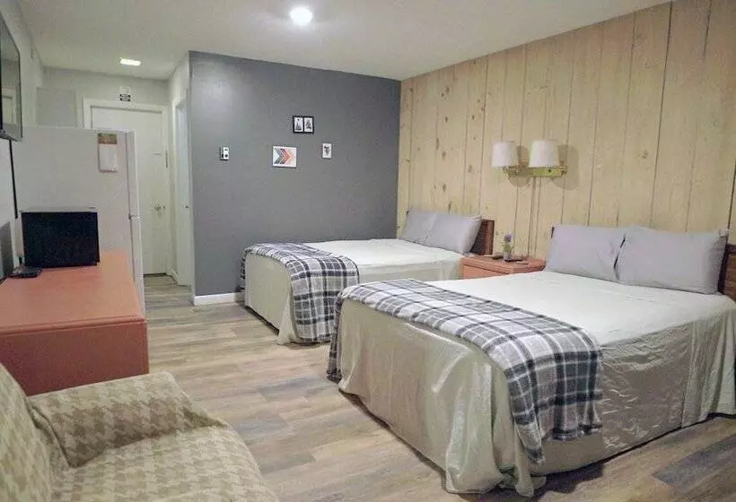 Hotelli Pinnacle Lodge