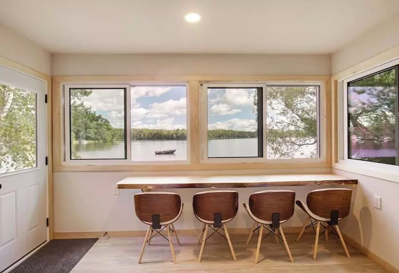 Oneida County Cabin W/ Private Dock & Rowboat!