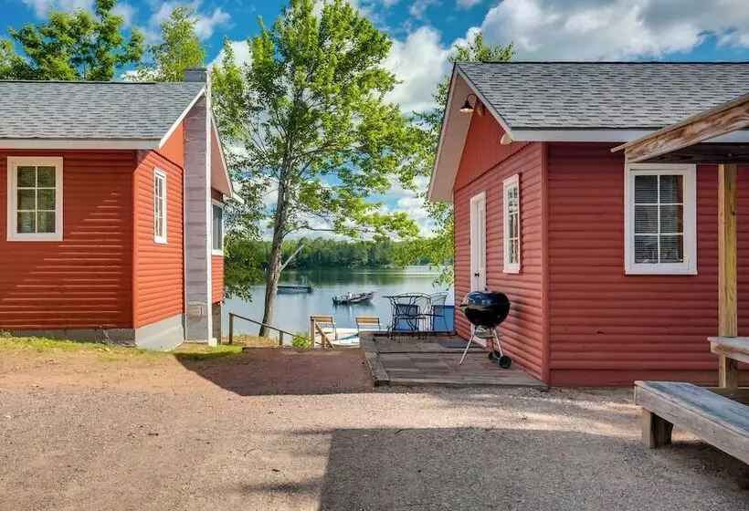 Oneida County Cabin W/ Private Dock & Rowboat!