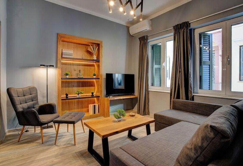 פנסיון Agora Apartments