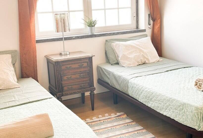 פנסיון Room In Guest Room   Room For A Couple Or 2 People Travelling Together