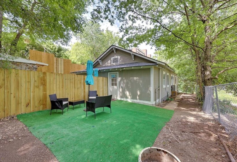 Pet Friendly Home, Near Hot Springs National Park!