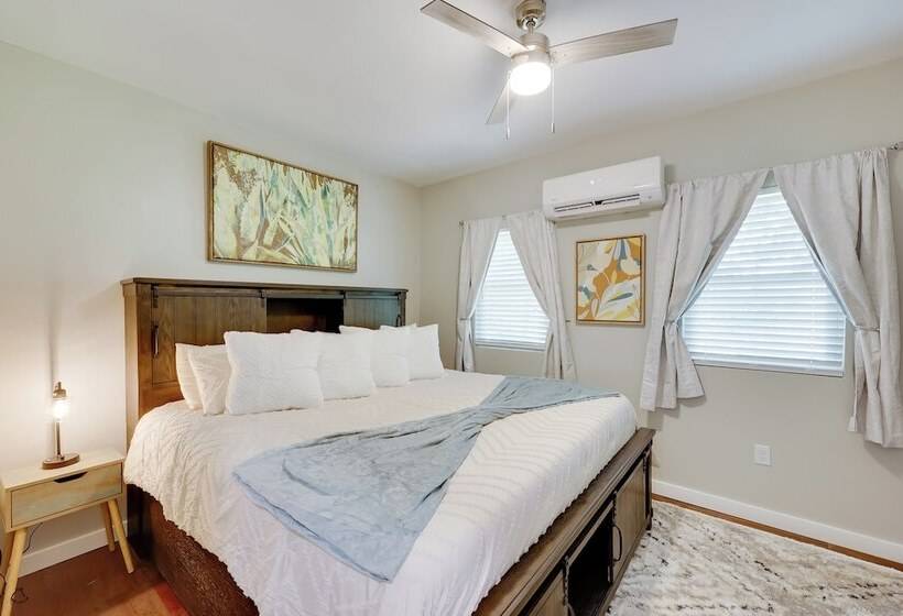 Pet Friendly Home, Near Hot Springs National Park!