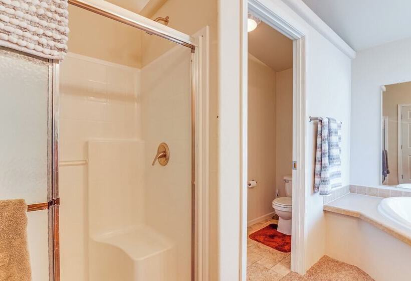 Remote Kingston Cabin W/ Mtn Views: Fish & Atv!