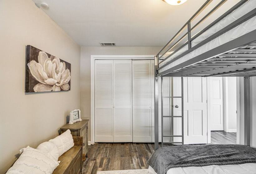 Renovated Brainerd Cabin On Lake: Fish & Swim!