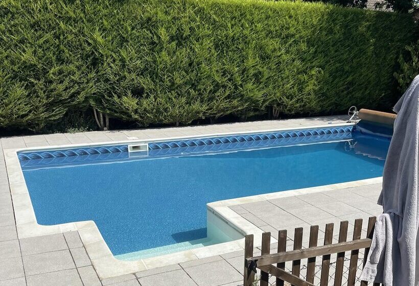 레지던스 Tranquil Retreat At Oak Lodge   Swimming Pool