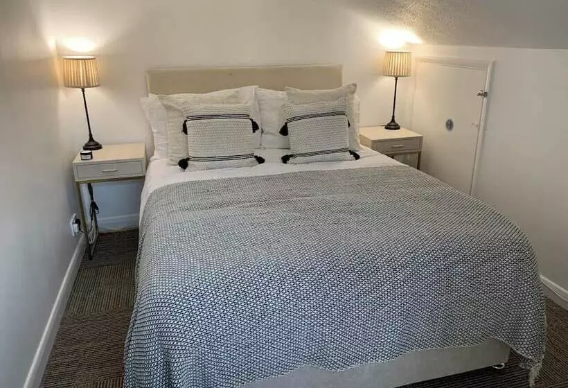 レジデンス Tranquil Retreat At Oak Lodge   Swimming Pool