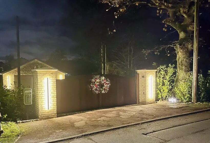 レジデンス Tranquil Retreat At Oak Lodge   Swimming Pool