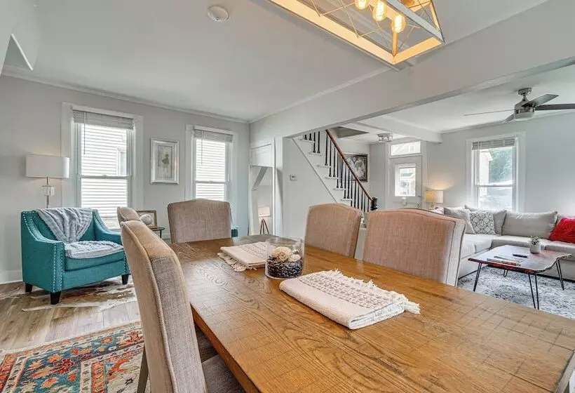 Saratoga Springs Home Near Downtown & Casino!