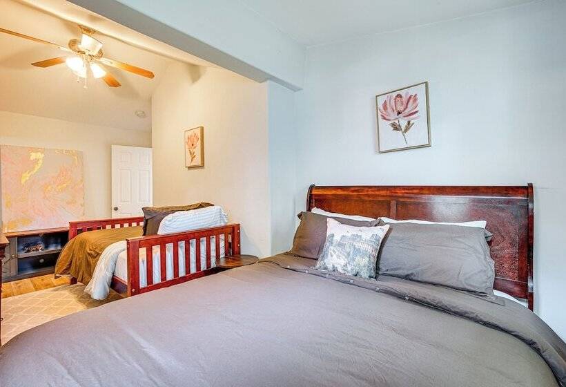 Saratoga Springs Home Near Downtown & Casino!