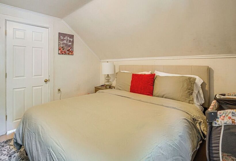 Saratoga Springs Home Near Downtown & Casino!