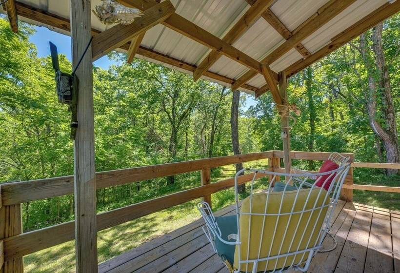 Secluded St Charles Cabin W/ Gas Grill + Fire Pit!