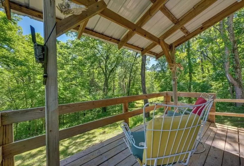 Secluded St Charles Cabin W/ Gas Grill + Fire Pit!