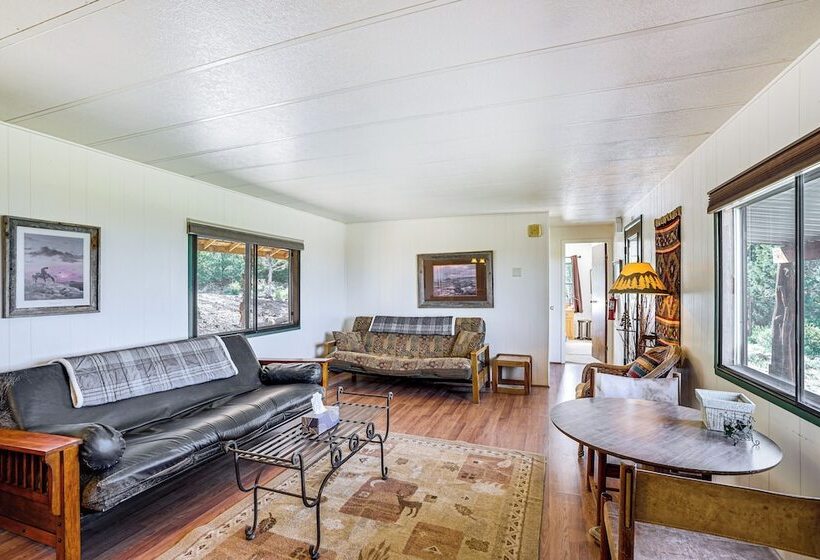 Sunset Cabin Near Moab W/ Stunning Views!