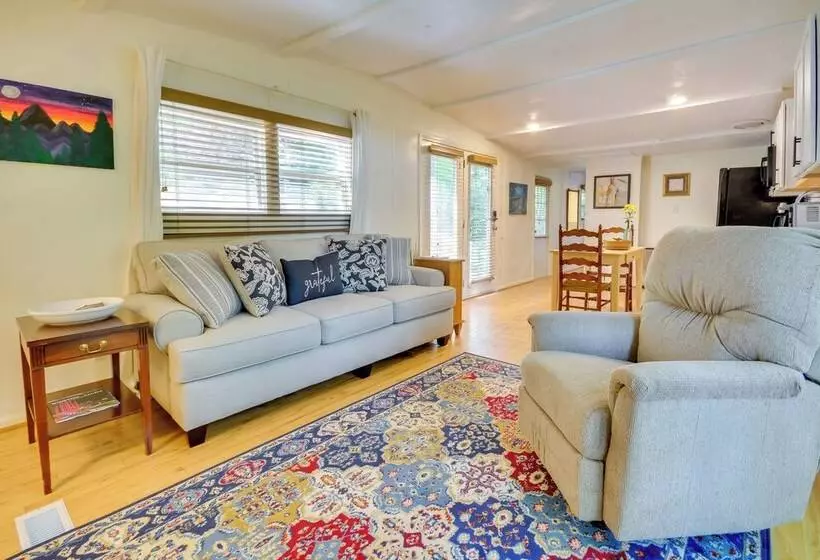The Reynolda Cottage W/ Decks, Near Wake Forest!
