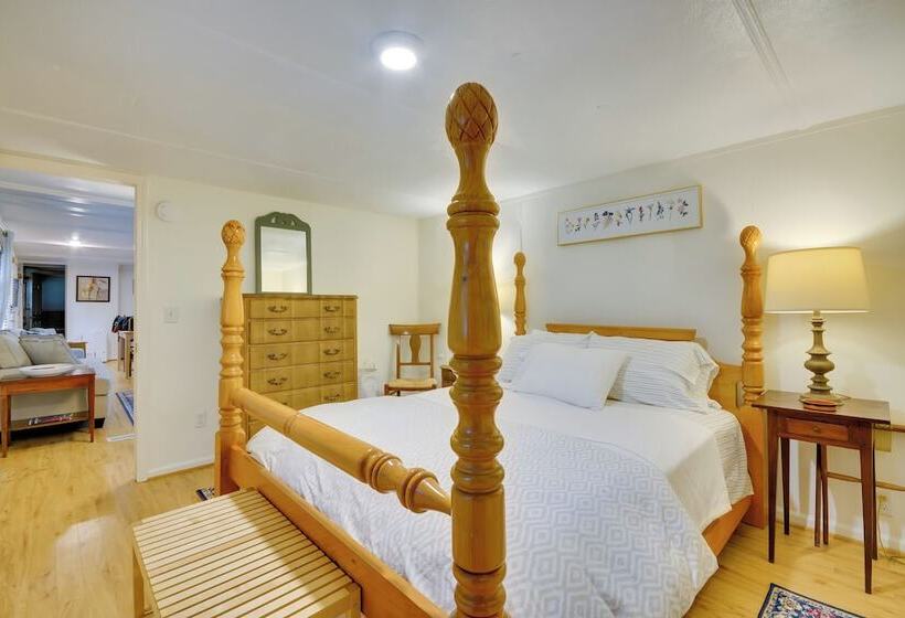 The Reynolda Cottage W/ Decks, Near Wake Forest!