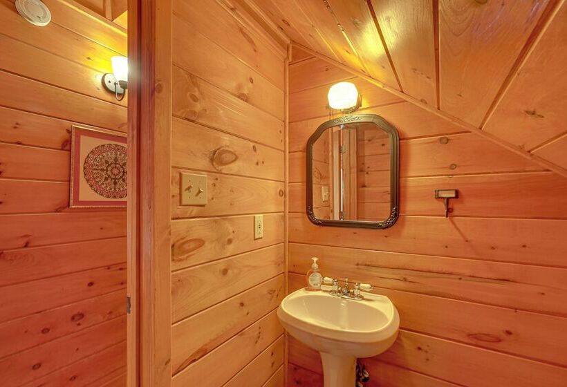 Scenic Getaway: Smoky Mountain Cabin, 4 Mi To Park