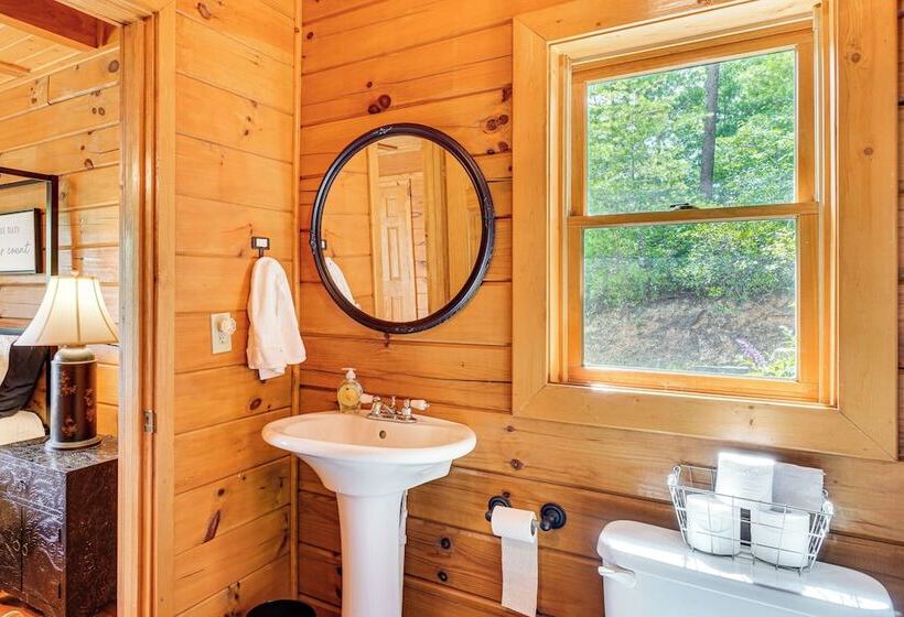 Scenic Getaway: Smoky Mountain Cabin, 4 Mi To Park