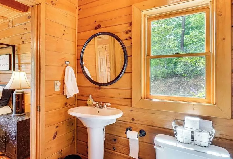 Scenic Getaway: Smoky Mountain Cabin, 4 Mi To Park