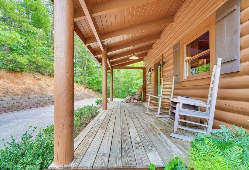 Scenic Getaway: Smoky Mountain Cabin, 4 Mi To Park