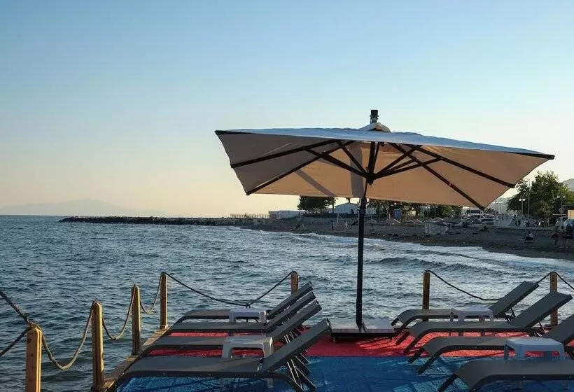 Aamiaismajoitus (B&B) Gargaron Beach