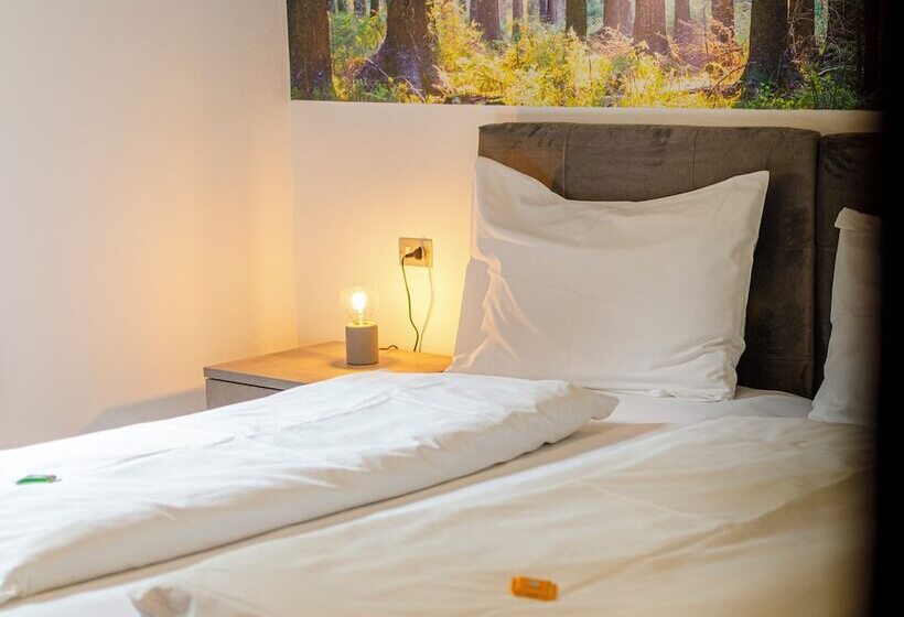 تختخواب و صبحانه Kyrr Smart Mountain Retreat