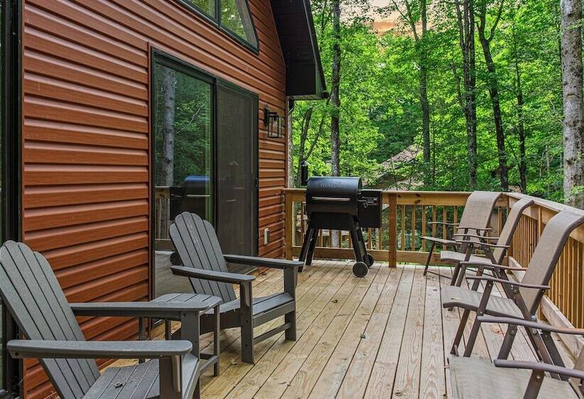 Happy Trails Chalet By Avantstay Sauna + Deck, Private Community Beach Access