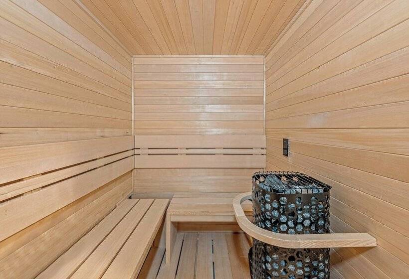 Happy Trails Chalet By Avantstay Sauna + Deck, Private Community Beach Access