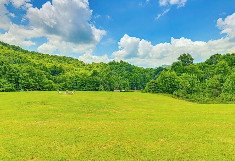 Large Yard + Fire Pit: Hot Springs Home