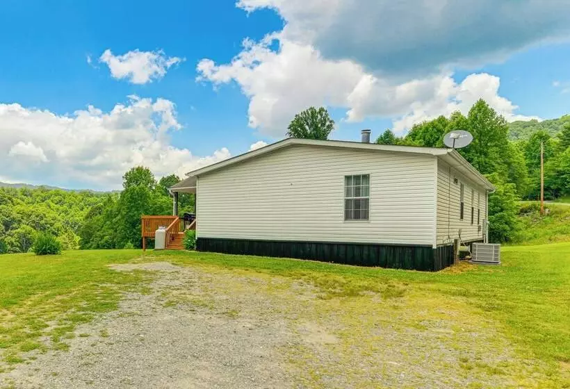 Large Yard + Fire Pit: Hot Springs Home