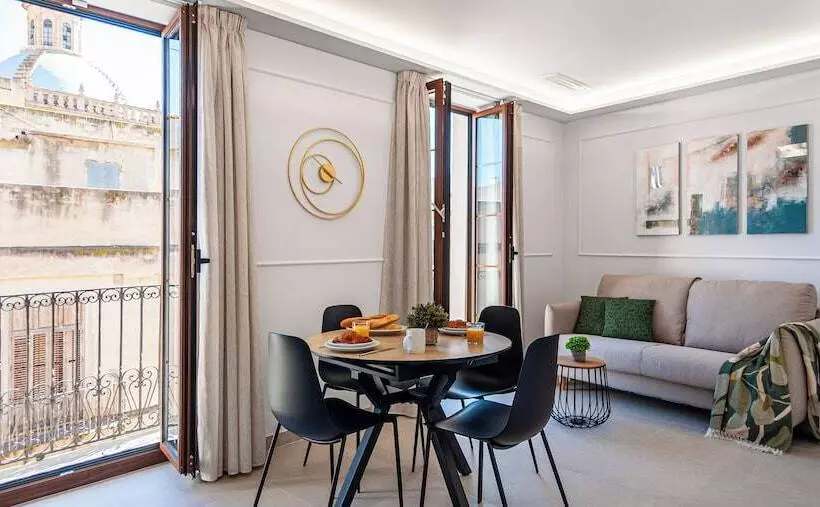 هتل Myflats Luxury Cathedral